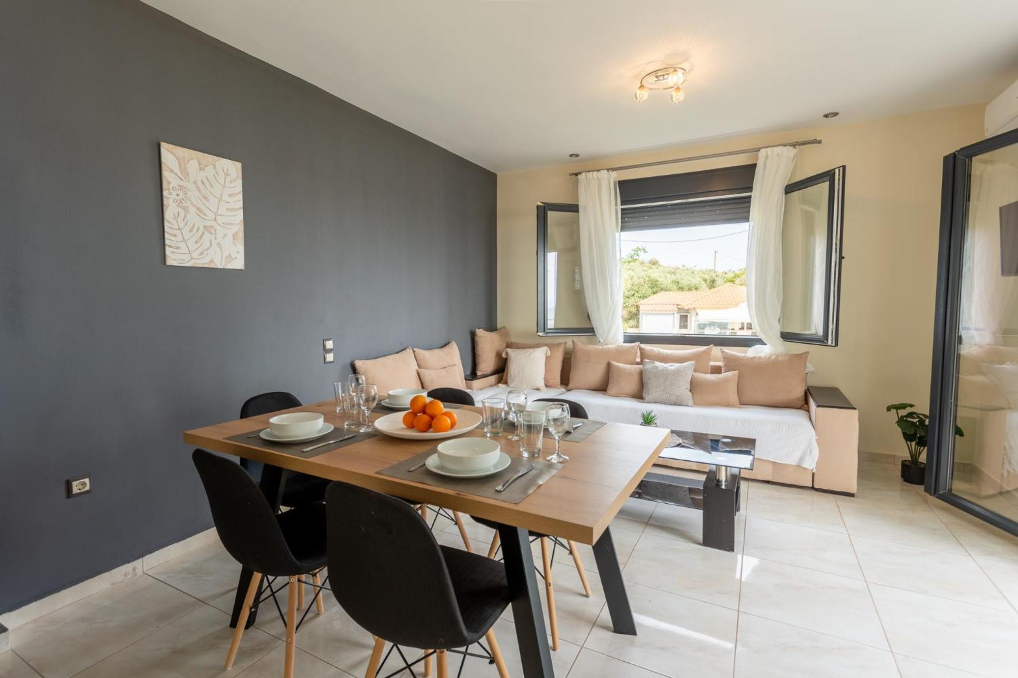 Blue Waves Luxury Suites By The Sea Plomari ภายนอก รูปภาพ